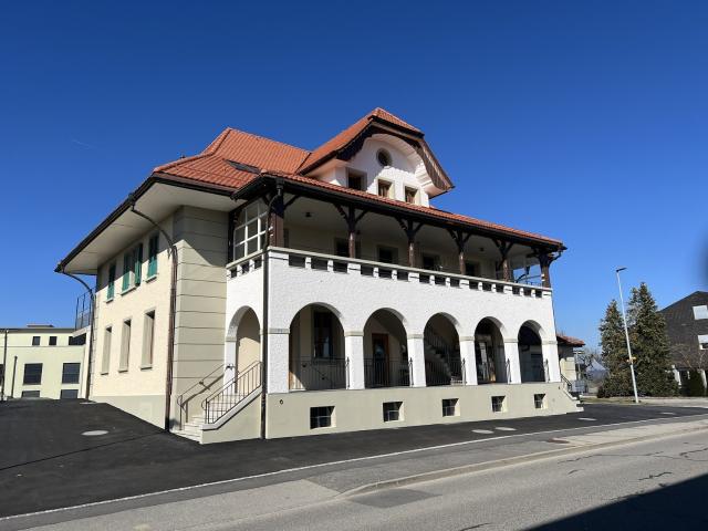 Rent a roof flat in Wünnewil Flatfox