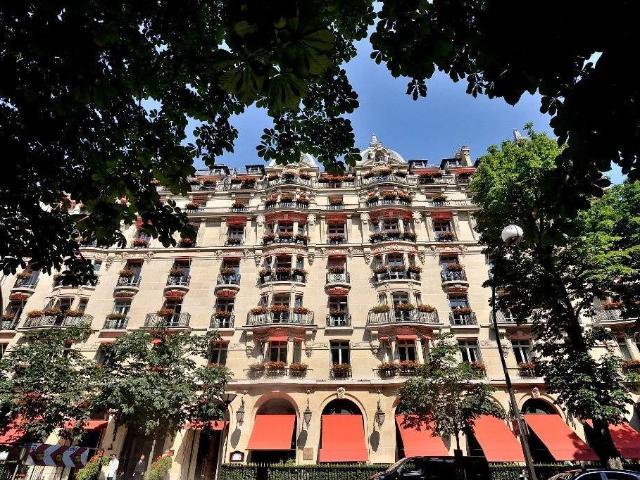 Rent apartment avenue Montaigne 75008 Paris
