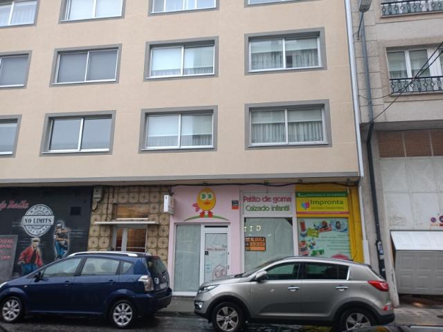Rent Ground Floor Shop Narón