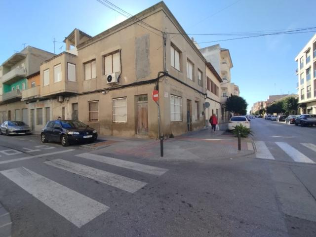 Rent Ground Floor Shop Almoradí