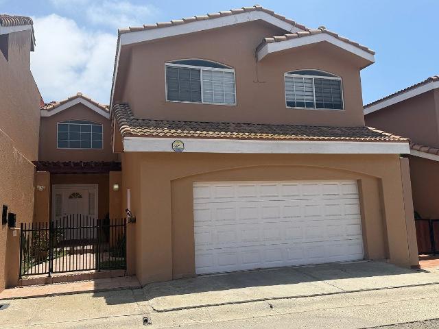 RENT | HOUSE IN LA PERLA RESIDENTIAL IN PLAYAS DE TIJUANA