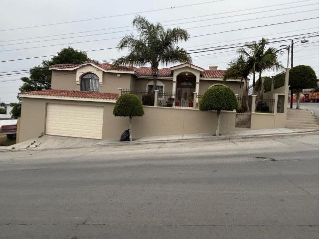 RENT HOUSE IN LIBERTAD NEIGHBORHOOD A FLOOR