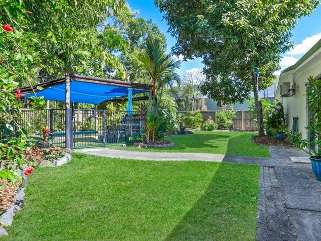 RENT IN PARADISE | Clifton Beach