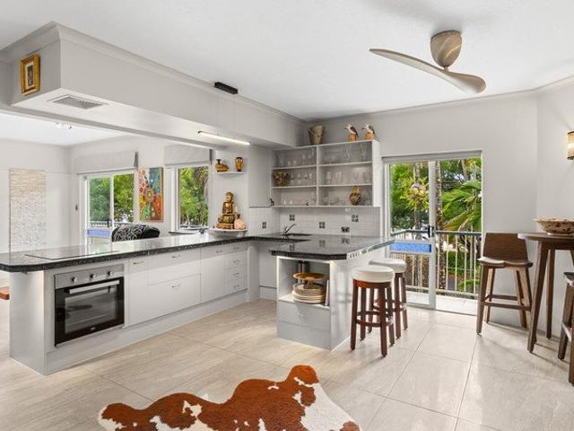 RENT IN PARADISE | Clifton Beach
