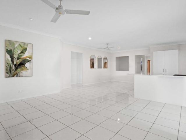RENT IN PARADISE | Palm Cove