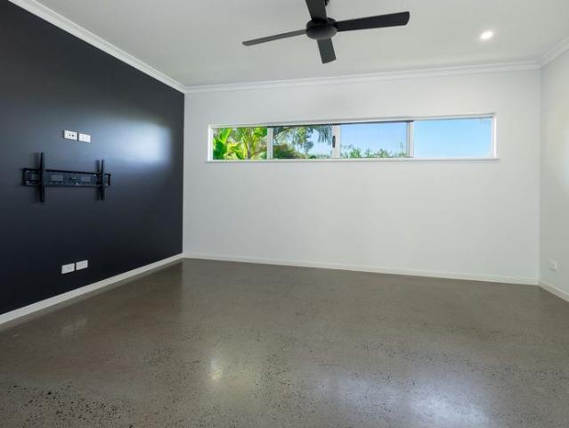 RENT IN PARADISE | TRINITY BEACH