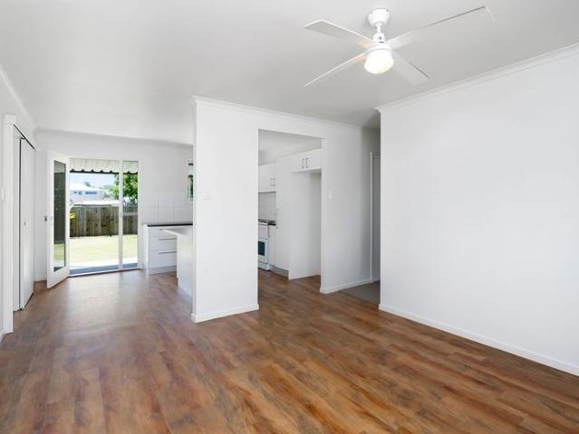 RENT INCREASING TO $900 PER WEEK IN NOVEMBER Practical 3 Bedroom Home Minutes to Tugun Village & Beaches
