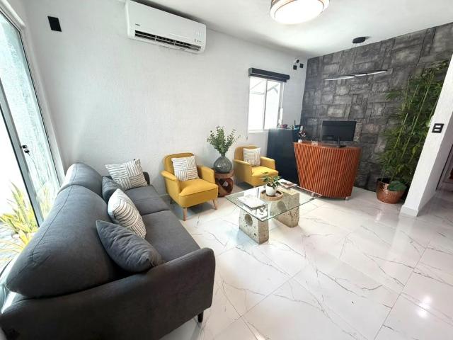 Rent? ?ltimo consultorio ejecutivo equipado de 4 en Santa Fe de 12m2