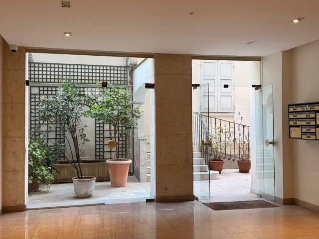 Rent studio avenue Mozart, 75016 Paris
