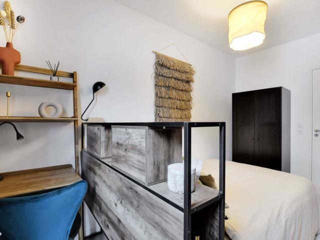 Rent this boheme styled 9 m² in coliving bedroom in Paris PA99
