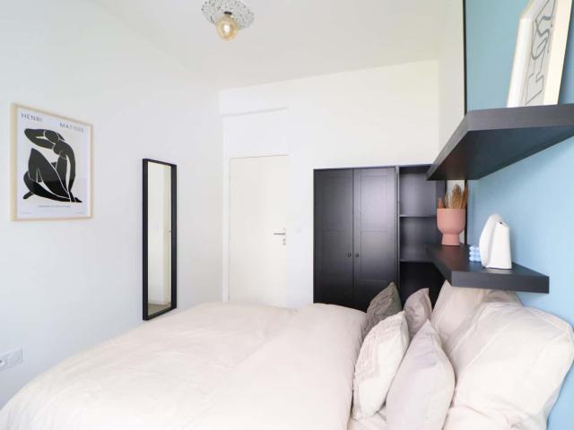 Rent this elegant 12 m² bedroom in coliving at Rosa Parks PA71
