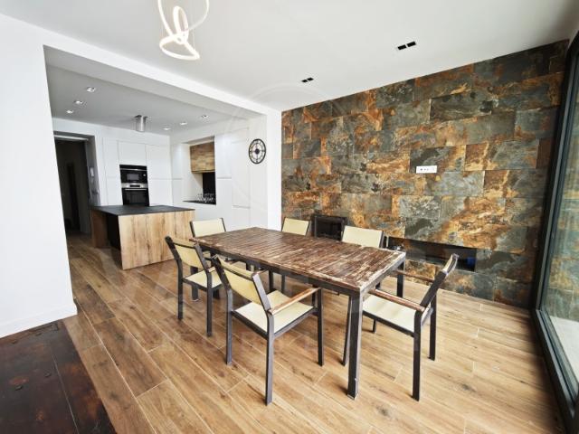 Rent Town House Espartinas