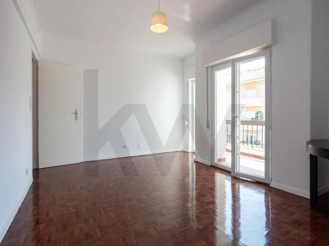 Rent 2 bedroom apartment in S.J. Estoril – Choose quality of life by the beach