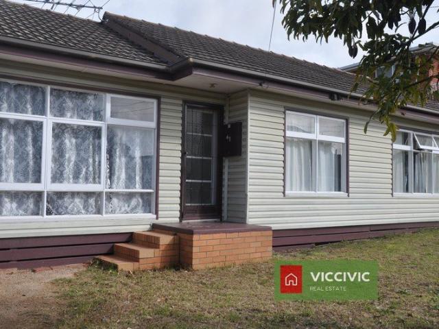 Rent $350 Per week Bell post Hill
