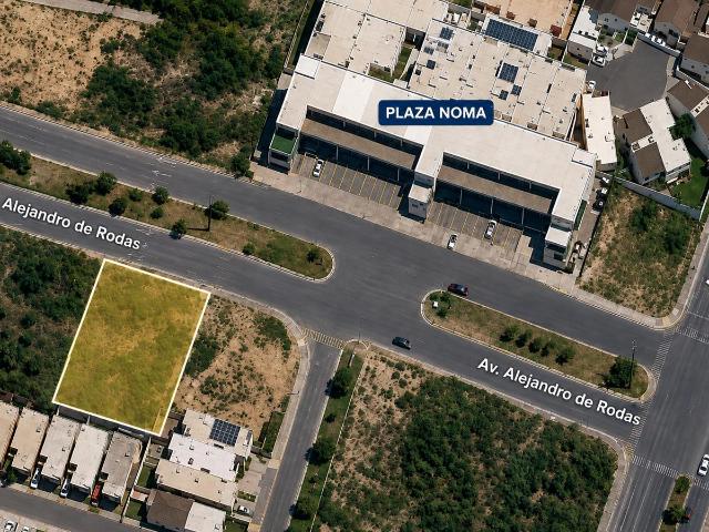 RENTA TERRENO COMERCIAL 918 M2 CUMBRES DEL SOL SOLO FRANQUICIAS