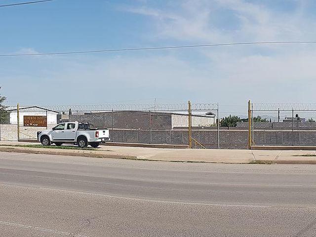 Renta Terreno Comercial por R.Almada $30,000 ingval