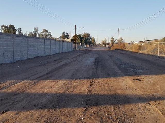 Renta Terreno de 2,500 m? cerca de carretera San Felipe