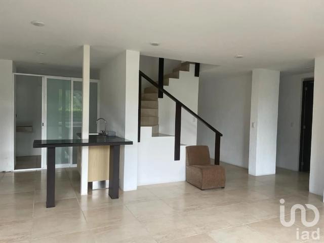 Renta Townhouse 4 habitaciones Hacienda Tetela zona norte Cuernavaca DV RURIV