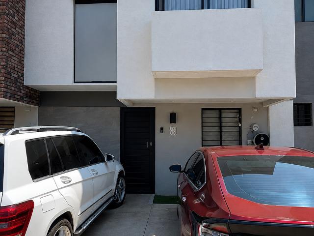 ¡Renta tu nuevo hogar en Valle Imperial, Zapopan!