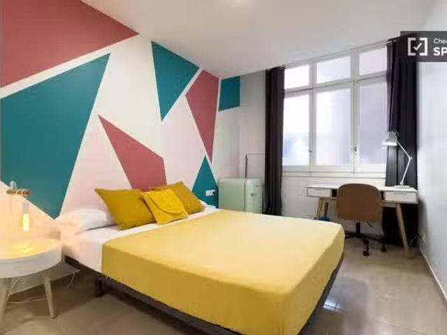 Bonito Vive la experiencia coliving en el corazón de Barcelona