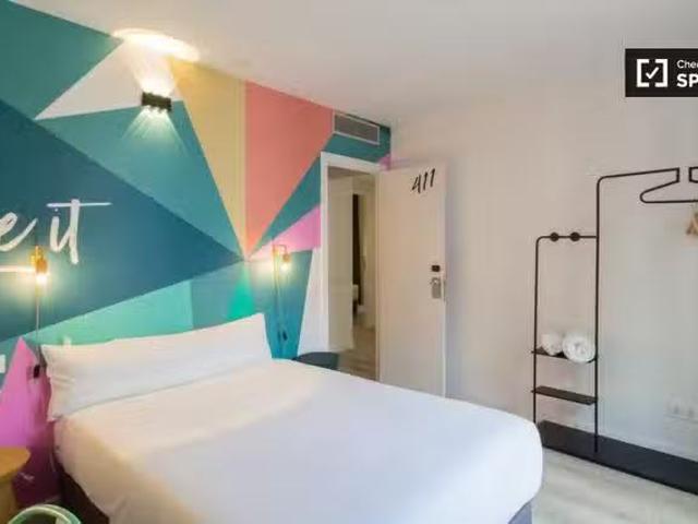 Bonito Vive la experiencia coliving en el corazón de Barcelona
