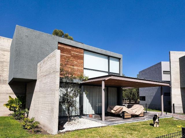 Renta y Venta de casa en Viñedos del polo el Marques Queretaro
