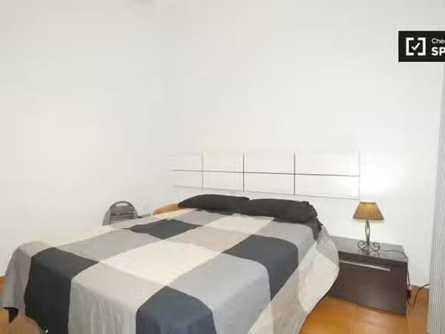 Encantador Bonita habitación en alquiler en acogedor apartamen.