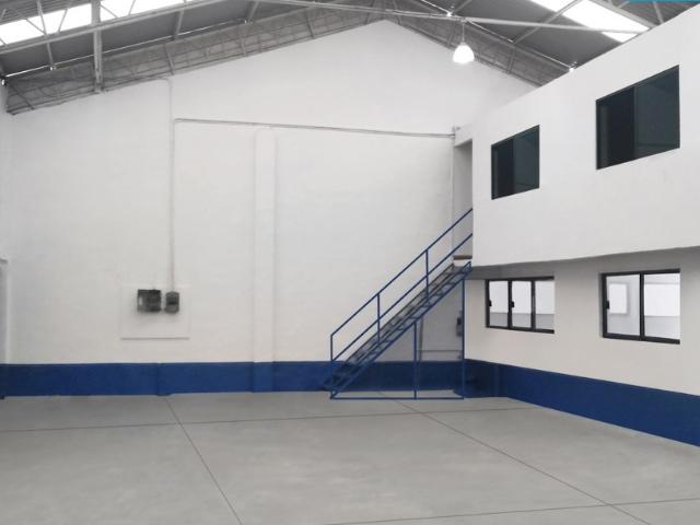 Renta Bodega Comercial, Herminio Chavarria, Santa Maria Aztahuacan, Cdmx