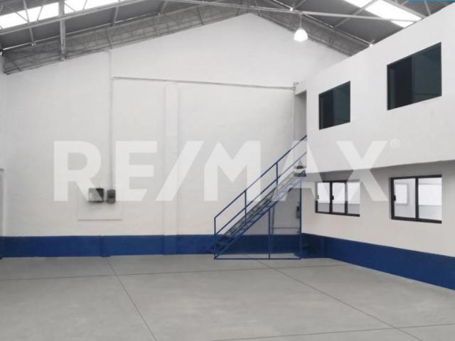 Renta Bodega Comercial, Herminio Chavarria, Santa Maria Aztahuacan, Cdmx