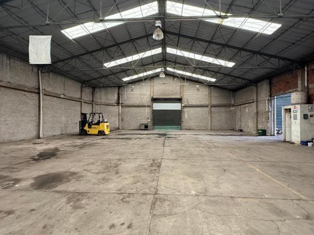 RENTA BODEGA INDUSTRIAL  ZONA BARRIO DE SANTIAGO