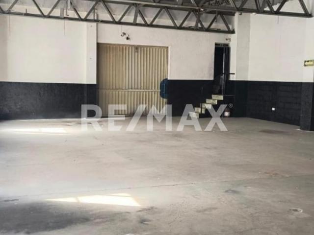 RENTA BODEGA PARA ALMACENAJE. CERCA DEL METRO NATIVITAS CARMEN BENITO JUAREZ