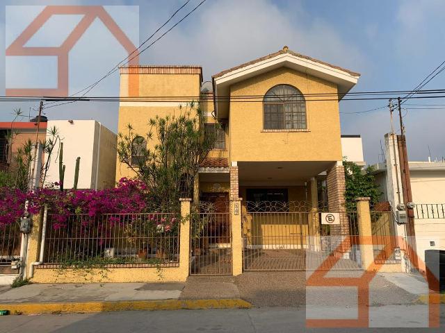 Renta Casa Manuel R. Diaz
