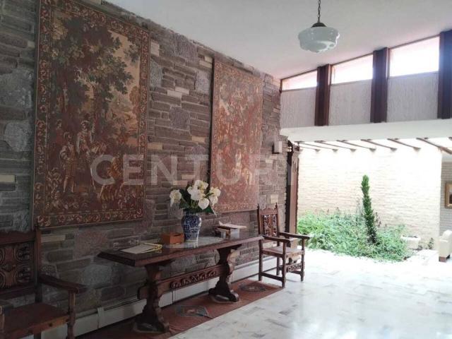 RENTA CASA, MIRADOR LA CALERA, 650 METROS DE JARDÍN!