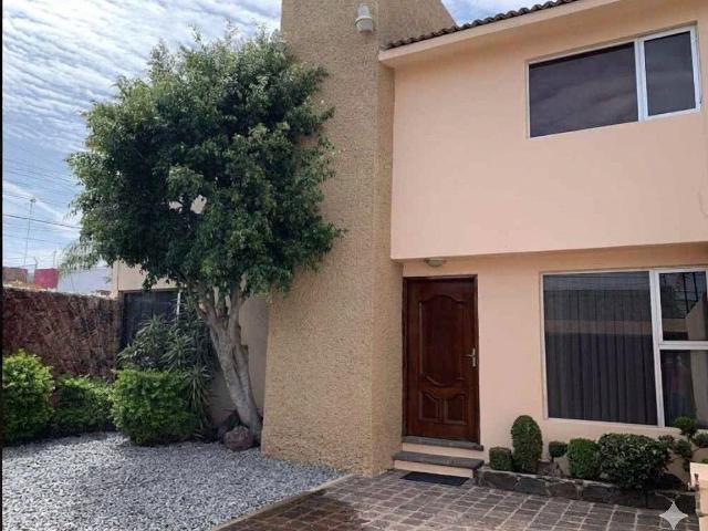 Renta Casa Amplia Colinas del Cimatario