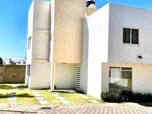 Renta Casa Amueblada 4 Recámaras Atrás De Plaza San Diego En Cholula. Puebla
