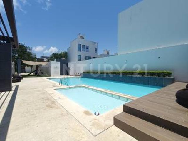 Renta Casa Amueblada y Equipada Residencial El Encuentro Playa del Carmen P3871