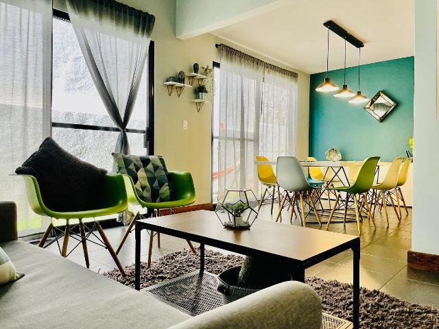 Renta casa amueblada Zirandaro* Rec en PB