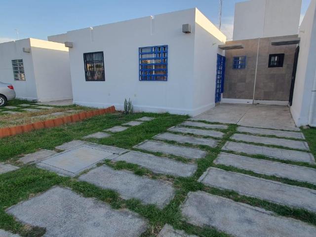 RENTA CASA AMUEBLADA DE UNA PLANTA EN HEROES DE LE?N