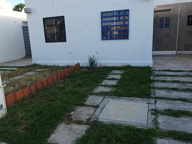 RENTA CASA AMUEBLADA DE UNA PLANTA EN HEROES DE LE?N