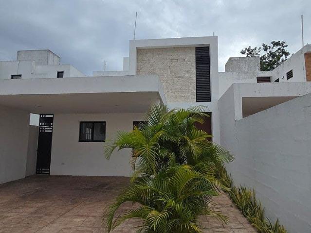 Renta casa amueblada en Conkal