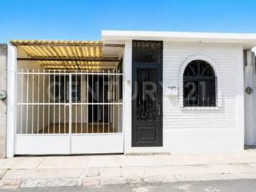 RENTA CASA AMUEBLADA EN COLONIA AUSTRALIA SUR DE SALTILLO
