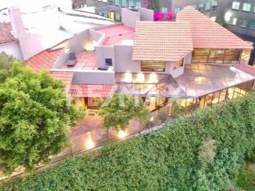 RENTA CASA AMUEBLADA EN INTERLOMAS