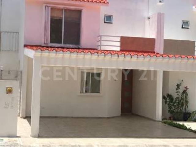 Renta casa amueblada en La Joya