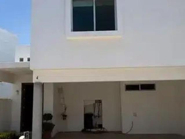 RENTA Casa AMUEBLADA en privada COL. BOSQUES DEL PONIENTE en Santa Catarina, Nuevo León