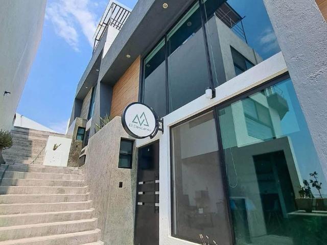 Renta Casa Amueblada Estilo Industrial