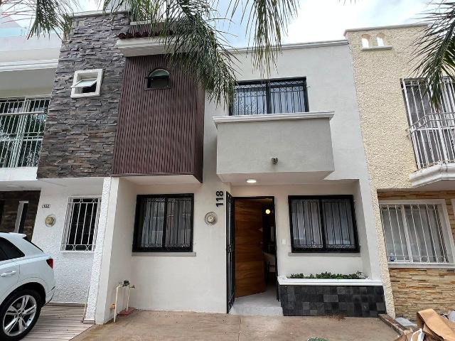 Renta Casa Amueblada Real del Bosque