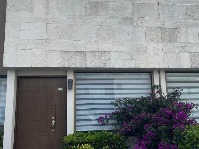 RENTA CASA CALIMAYA LOMAS VIRREYES