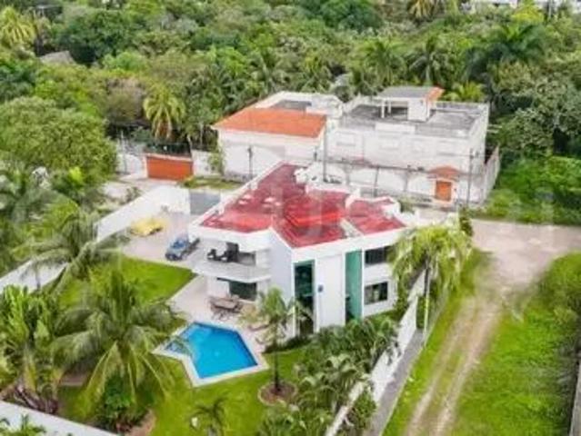 Renta Casa Colonia Doctores, Cancún | Alberca Privada Y Amplio Jardín Le0726