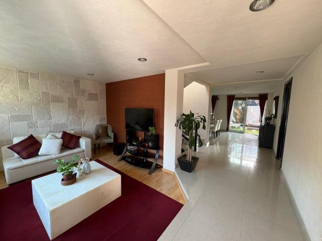 RENTA CASA CON JARD?N EN TLALPAN