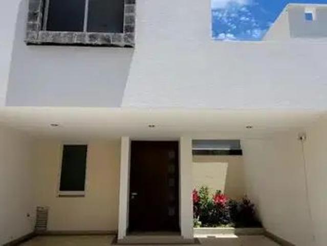 Renta Casa Danubio Azul